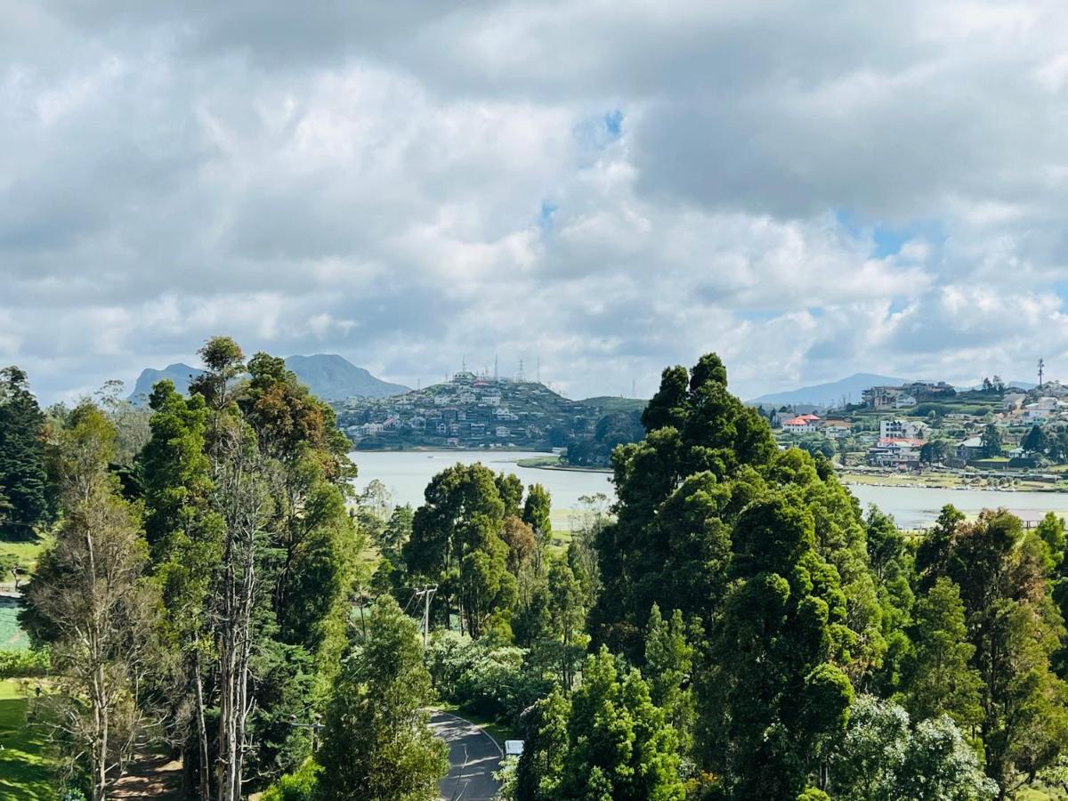 Galway Green - Lake View Luxury Apartment, Nuwara Eliya Sri Lanka Exterior photo
